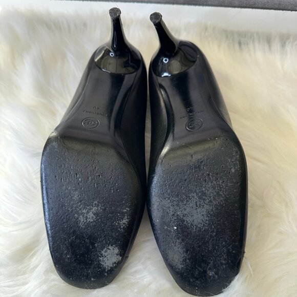 Authentic Chanel Leather Round Toe Pumps - Sz 40 - Picture 6 of 13